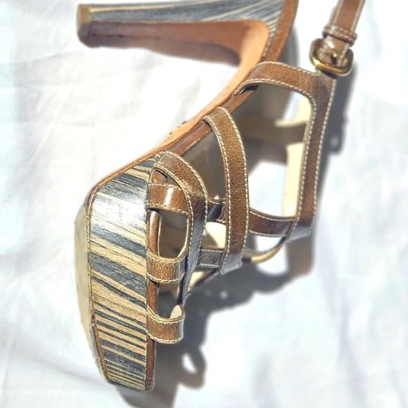 PRADA Brown Leather Caged Sandals Striped Wooden Heels Ankle Strap 36.5/6.5 Flaw - Picture 3 of 8